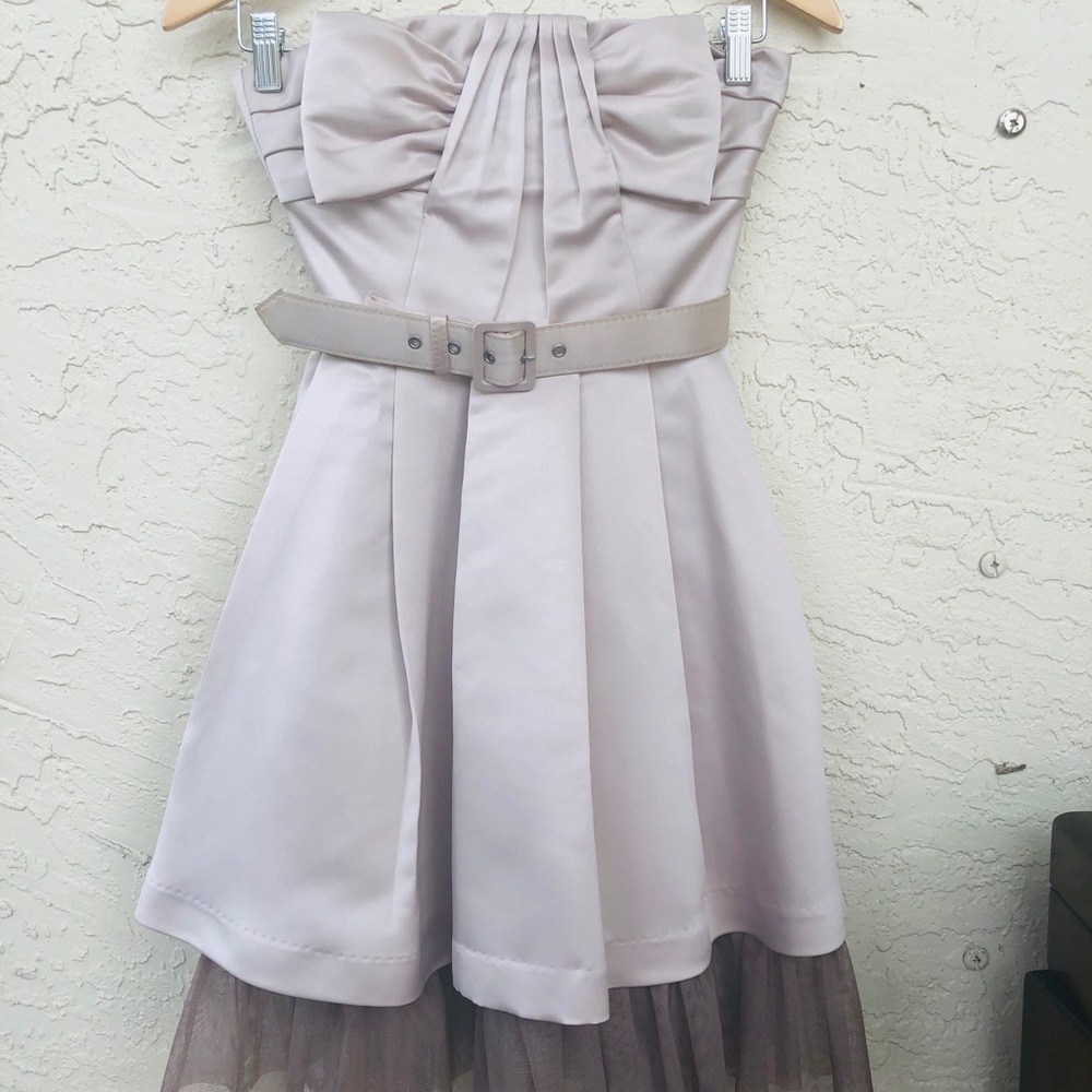 Excellent condition! Forever 21 formal!